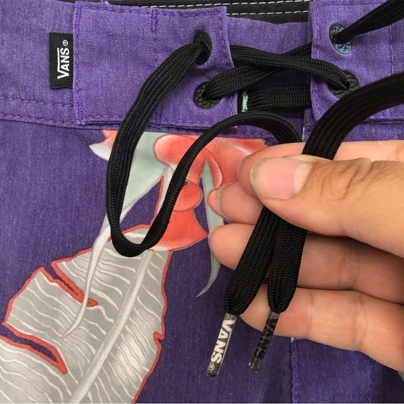 VANS Off The Wall Men’s Arachnafloria Floral Stretch Board Shorts Size 32 - Picture 4 of 12